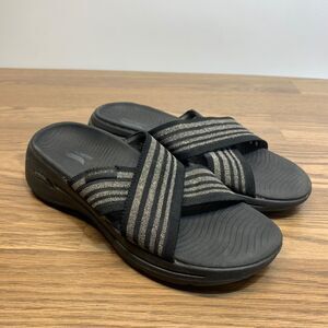 Skechers Womens On-the-go Slide Sandal Cross Band Black Silver Size 8 Wedge